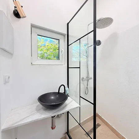 Near Park With Garden View Apartamento