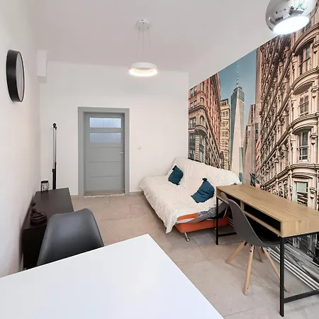 Near Park With Garden View Apartamento